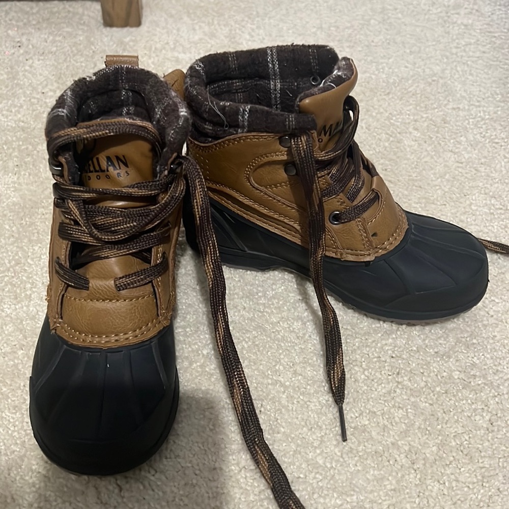 Magellan outdoor lined waterproof boots 11